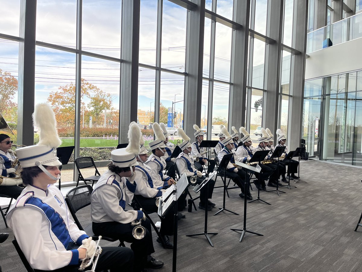 UMLMusic's tweet photo. UML Bands busy weekend! Marching Band @_NESBA today 1:55pm! Performed Veterans day @UMassLowell Friday &amp; Hockey Band played last night for @RiverHawkNation. Look forward to seeing great HS band like 
@SHSBDevils @WHSBands and more!  Find our table today in Lawrence! https://t.co/DgIXBqSPc4