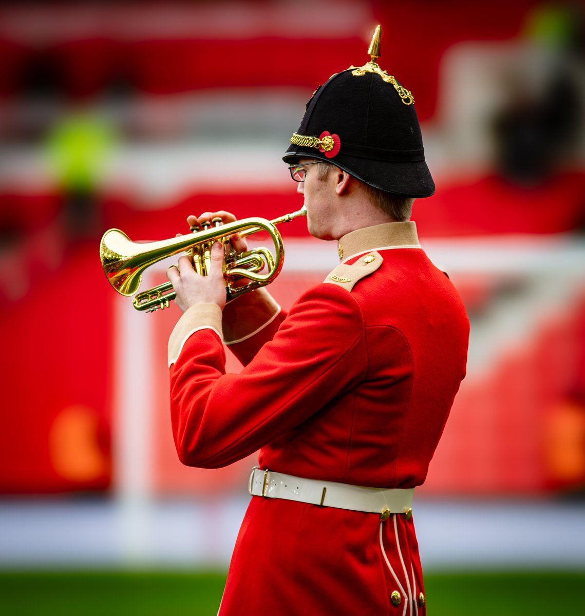 Amazing to witness Remembrance Sunday at the <a href="/stokecity/">Stoke City FC</a> vs <a href="/CardiffCityFC/">Cardiff City FC</a> match last night! 🔴⚪️⚽️

<a href="/stokecity/">Stoke City FC</a> <a href="/scfc_women/">Stoke City FC Women</a> <a href="/BBCRadioStoke/">BBC Stoke & Staffordshire</a> <a href="/StokeCityLive/">Stoke City Live</a> <a href="/Sotlive/">StokeonTrentLive</a> <a href="/KnotFM/">Knot FM</a> <a href="/AngelaSmith_/">Angela  Smith.</a> #RemembranceDay #SCFC <a href="/SwedishStokies/">Swedish Stokies</a> <a href="/scfcchina/">SCFCCHINA</a> #SCFC