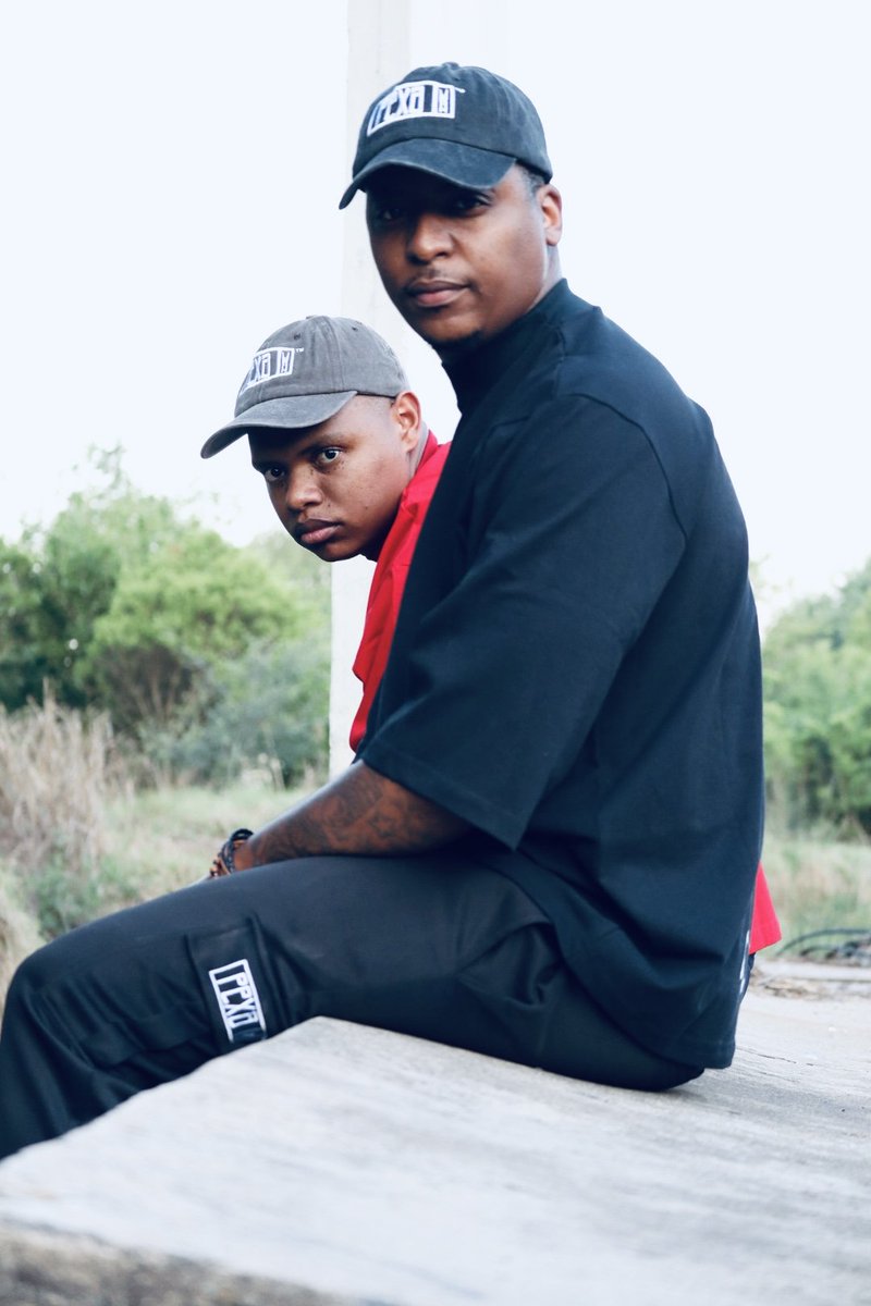 Pexa_brand's tweet image. Complete your outfit  with #PEXA
Caps: R239.99
Oversized Tees: R550
Cargo pants: R600
#HangWithTheBest| Gogo Skhotheni | #INDvSA | #ProteasFire