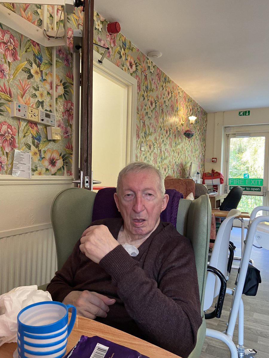 AMKillick's tweet image. My darling Dad who has a chest infection right now. He has late stage Parkinson’s dementia.