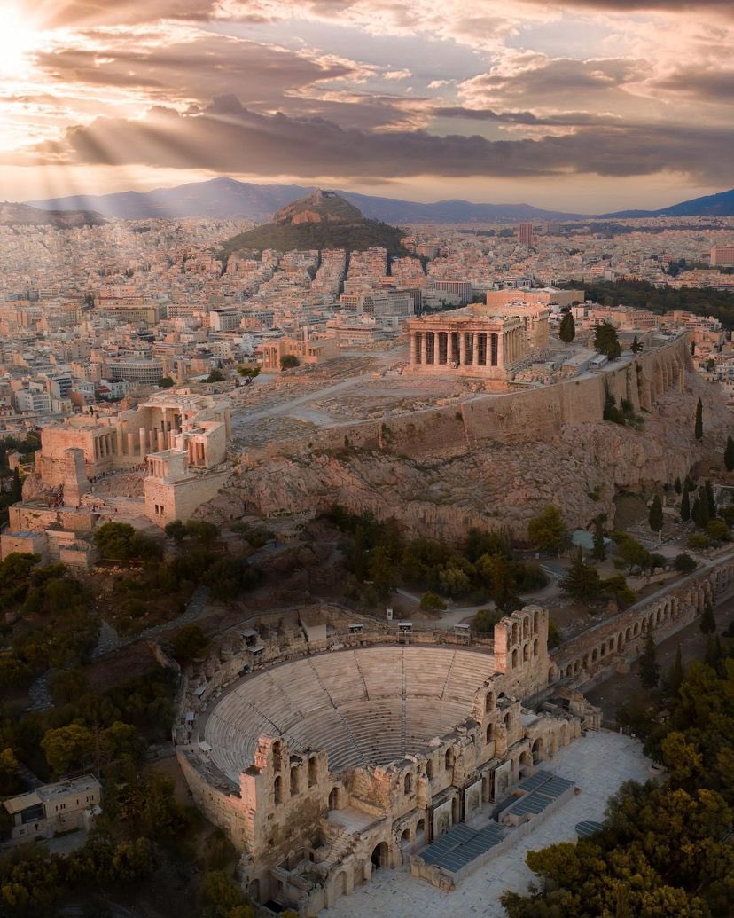 Athens, Greece 🇬🇷
📸: Christos Kapoulas