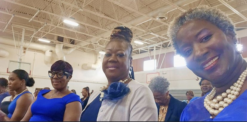 💙💙💙💙💙💙💙💙💙💙💙 Handling our Delta biz yesterday at our chapter meeting with @DSTMiamiAlumnae Sorority, Inc. ~ we wore blue for #diabetesawareness or as some say “sugar” #DST1913 #AOML #MACMade