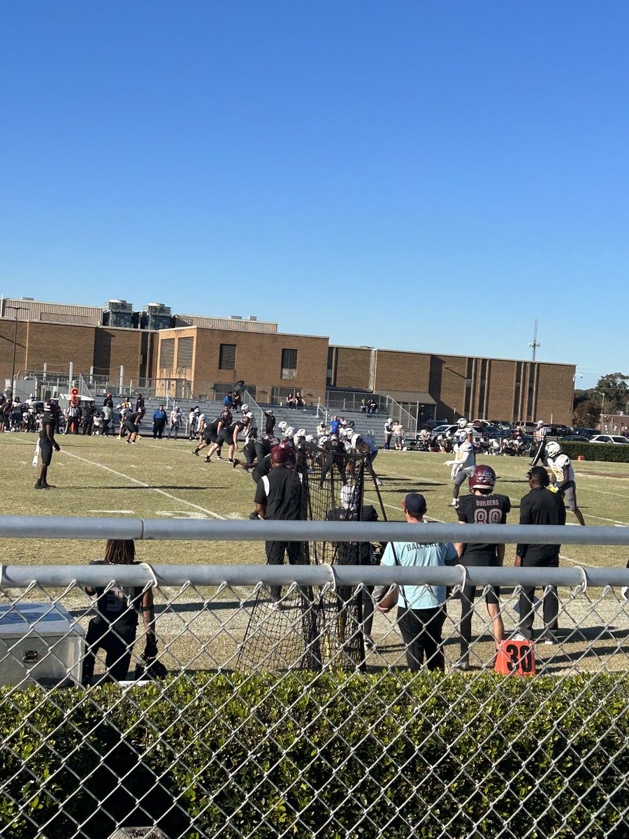 Thank you coach <a href="/AS_FOOTBALL_HC/">Coach Vince Brown</a> <a href="/coacheltonbrown/">Elton Brown</a> <a href="/CoachScorp/">Coach Scorpio Brown</a> <a href="/Coach_SEverett/">Shawn Everett</a> <a href="/Coachsmith8981/">Tim Smith</a> for the 2nd game invite and congratulations on the big win 55-33  💪🏽💪🏽  #buildersnation