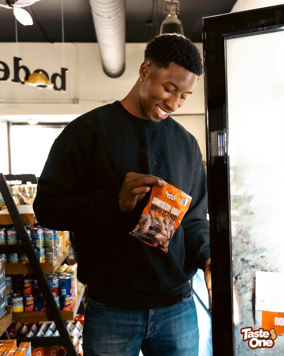 TasteoneBP's tweet photo. Just Taste One It’ll put a smile on your face.
Follow the Taste One Team:
🎥 @thehdcompany
📷 @bluesummersmedia
💻 @vl_graphics
#Tasteoneboiledpeanuts🥜 #Boiledpeanuts#polkcounty #florida #instoresnow #football https://t.co/L7stW6v3cz