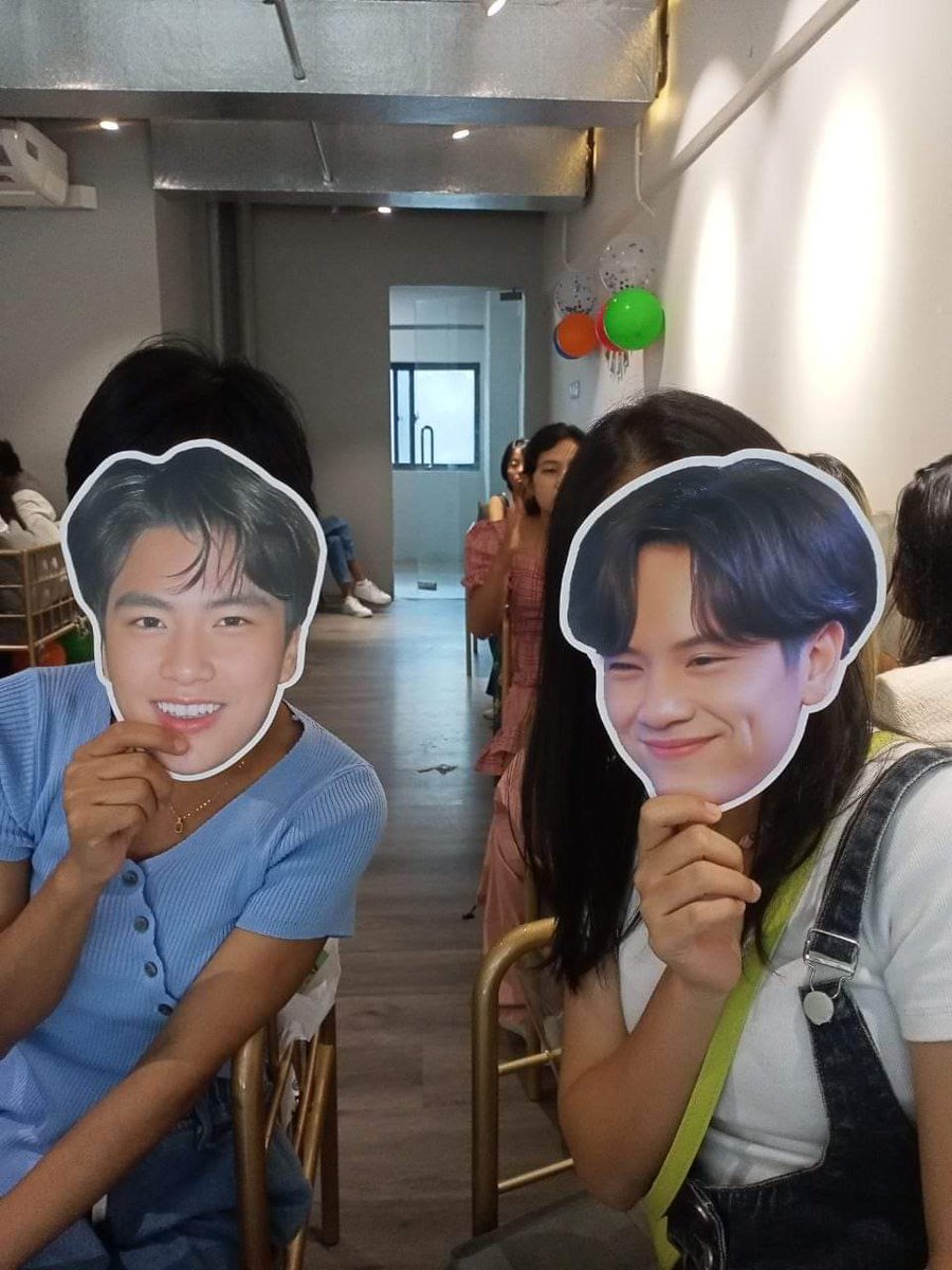 EternalOhmnanon's tweet photo. 💚❤️
Cafe Event project in Myanmar 🇲🇲 by @EternalOhmnanon @OhmnanonM @EndlessOhmNanon 

#OhmNanon
#2ndONniversaryBBS 
#PatPran #โอมนนน 
#BadBuddySeries https://t.co/lIMkR9bv4G