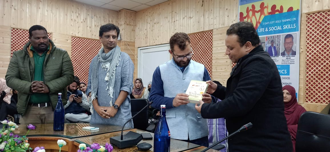 SOEducukashmir's tweet photo. The School of Education (SoE), Central University of Kashmir (CUK), in collaboration with the Heartfulness Institute of Hyderabad, conducted a five-day training programme on “life and social skills,” at the varsity’s Tulmulla campus, from October 30th to November 3rd, 2023. https://t.co/n2oBWNfkkx