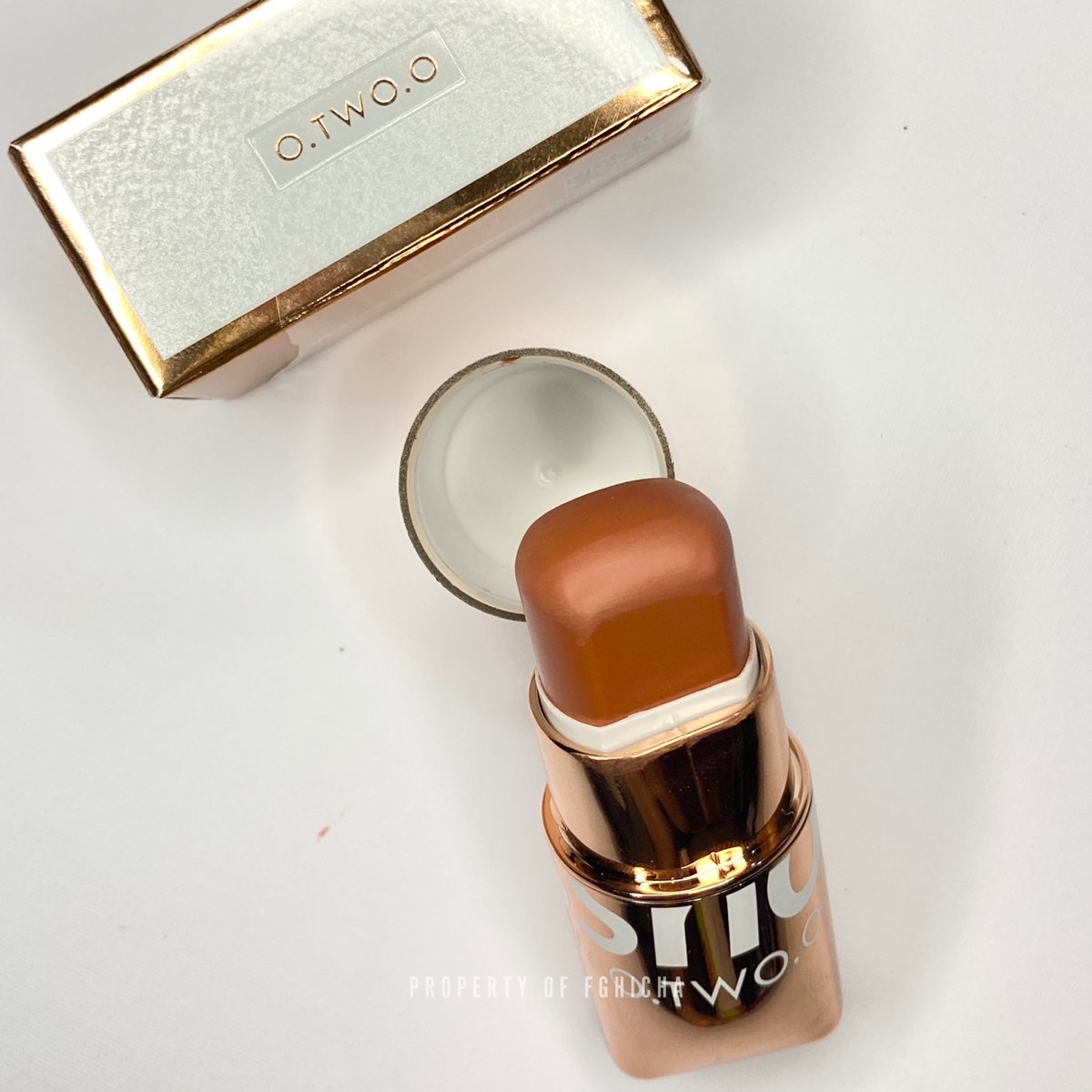 rachiecha's tweet image. shade blush yang sawo matang approved, keliatan natural &amp;amp; ngga norak

blush ini banyak pilihan warna. udah jatoh berkali-kali tapi aman, anti crack jadi travel friendly ya #makeupcaca