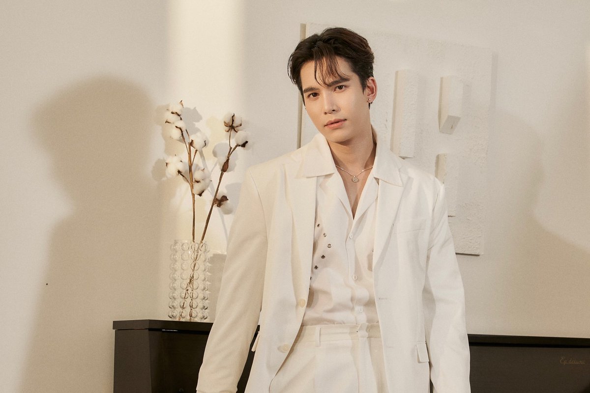 รัก รัก รัก รักเธอคนเดียว 💙💖

ฟังเพลง “รักรักรัก” OST. ดื้อเฮียก็หาว่าซน | Naughty BABE Series ได้แล้วตอนนี้!

🔗 : youtu.be/Radk6nB1h1U

@MMaxmaxxxx 
#MVรักรักรักOSTดื้อเฮีย
#ดื้อเฮียSeries