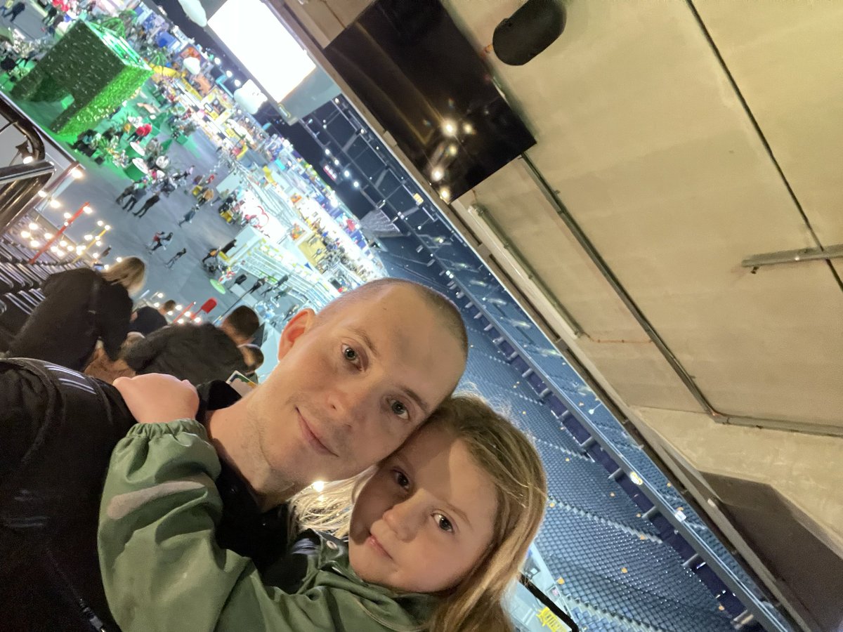 Bagaren ™ tweet media