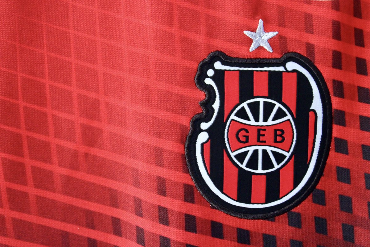 Carlos_Albach's tweet photo. 𝙱𝚘𝚖 𝚍𝚘𝚖𝚒𝚗𝚐𝚘 🙂🌞
Três clássicas de uma das maiores rivalidades do futebol raiz brasileiro 🧉
@ecpelotas 2001 home e @GEBrasilOficial 2019 home e away
Viva o Rio Grande!
#RS #Brasil #Pelotas #Lobao #GEB https://t.co/dvCfpXmYmG