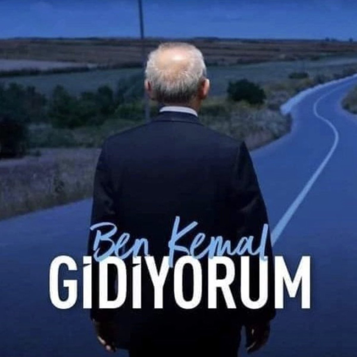 GELMEYİ DE GİTMEYİ DE BECEREMEDİ❗️
Onurlu son çıkış, 1.turda çekilmesiydi, onu bile yapmadı. Ne hırsmış arkadaş…
Uğurlar olsun <a href="/kilicdarogluk/">Kemal Kılıçdaroğlu</a>