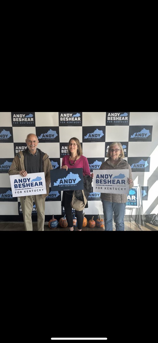 themeghansmith's tweet photo. 2 DAYS UNTIL ELECTION DAY. Let's go out there and win this thing y'all. https://t.co/ItWfqrNjUv