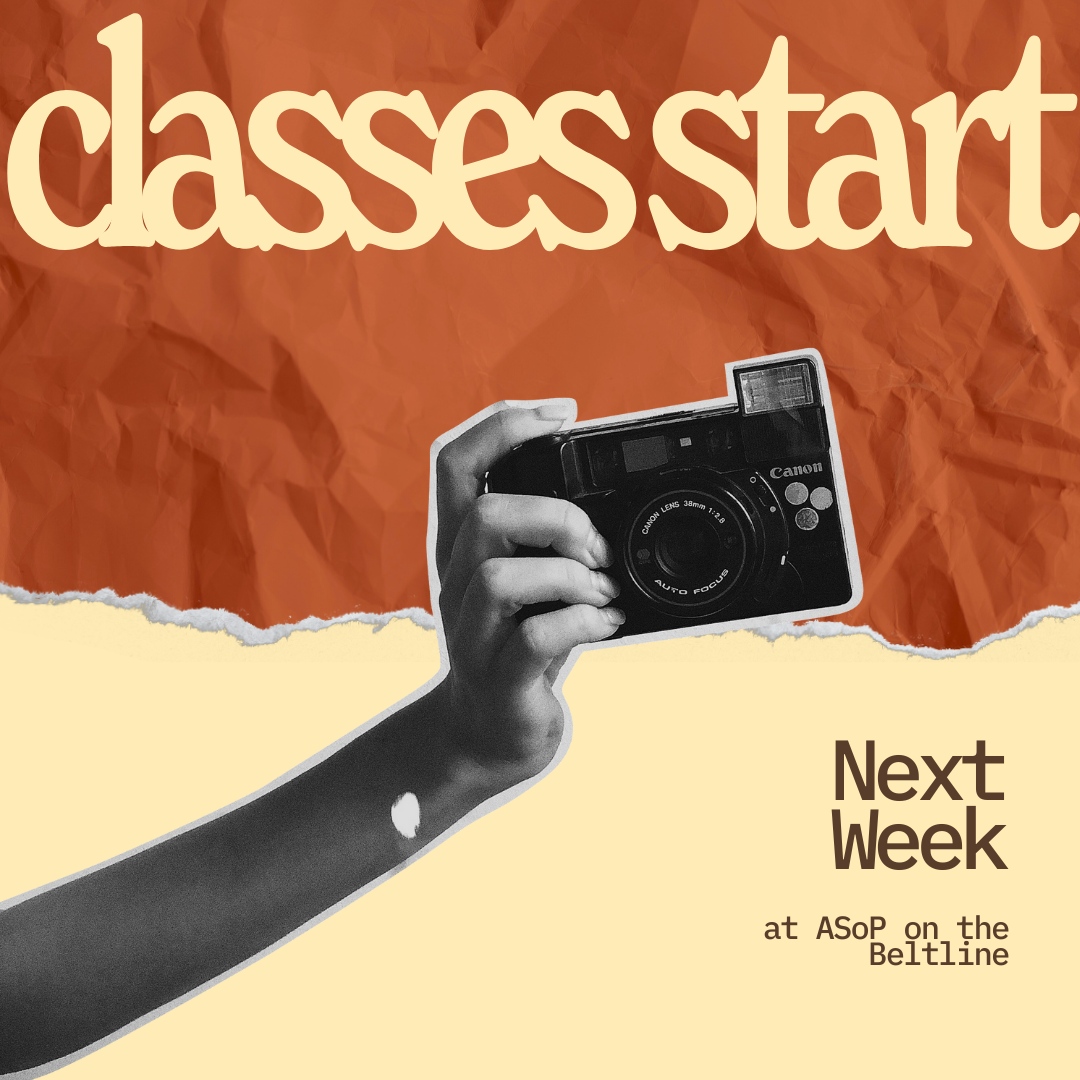 TOMORROW!!! Register your spot today for your last chance to learn before the end of the year!

This session is a great time to learn if you're looking for smaller class sizes.

atlschoolofphoto.com/classes

#learnphotography #photographyclasses #atlantaphotographers #holidayphotos