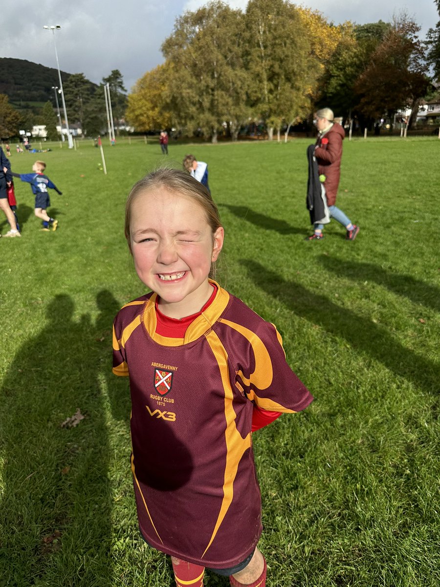 robwthompson's tweet photo. Another great morning watching Evie playing for @RfcAbergavenny U8. Today’s visitors @WhiteheadsRFC  great numbers in both teams allowing both teams to run two teams, busy coaches, thank you to all the people again that make these mornings happen @WRU_Community @Owen_Thompson11 https://t.co/bPCRdmfsxn