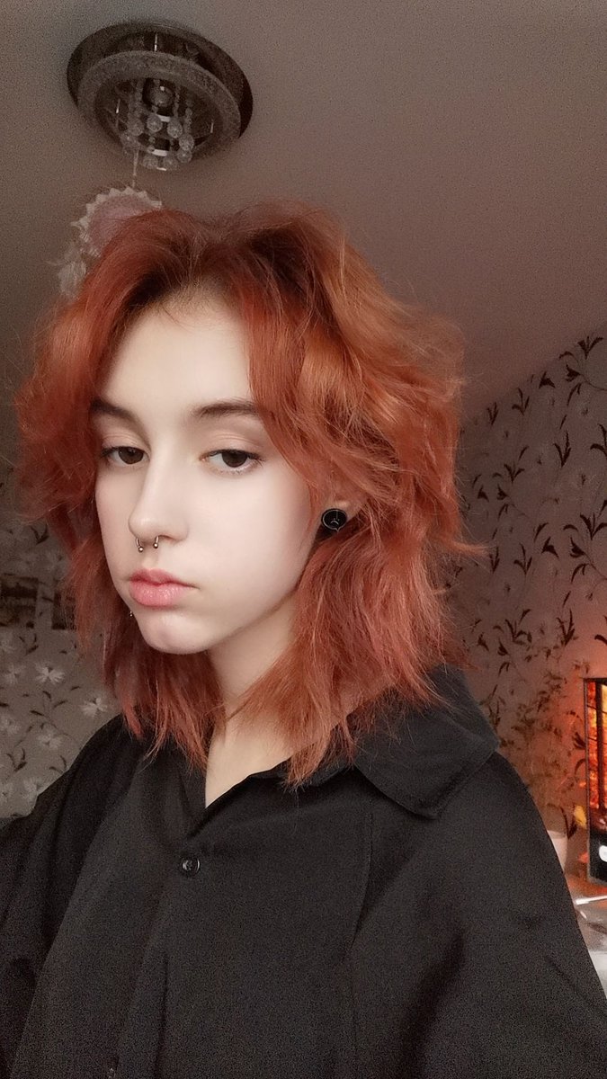comeasyou_are__'s tweet photo. сейчас / год назад

я на второй фотки такой булочка https://t.co/yUVZB4xu78