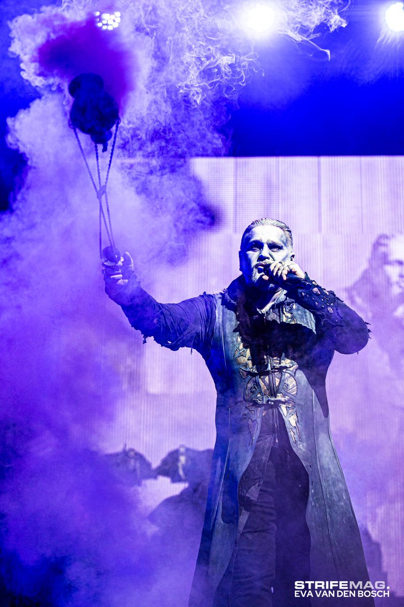 StrifeMagazine's tweet photo. THE ROCK CIRCUS REVIEW: An Extraordinary First Day With Black Veil Brides, Powerwolf &amp; More
https://t.co/6cwyoZJuQt https://t.co/5IRfX7tfmT