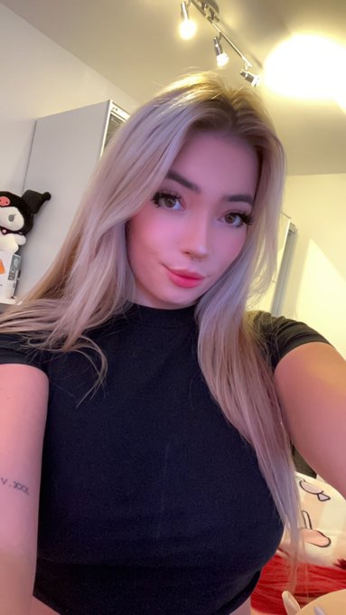 say hi back or I&rsquo;ll haunt you :) https://t.co/mDHKDjLmkW