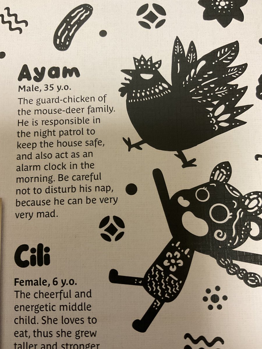 ciao_sasaki's tweet photo. ご本人と一緒w
なお、Ayam(ニワトリ)の声はダウド監督!
パンフも頂いたんですが……テーマ曲入手できるんだ!
#キネコ国際映画祭
#キュウリの村
#desatimun https://t.co/06B6JrFGPW