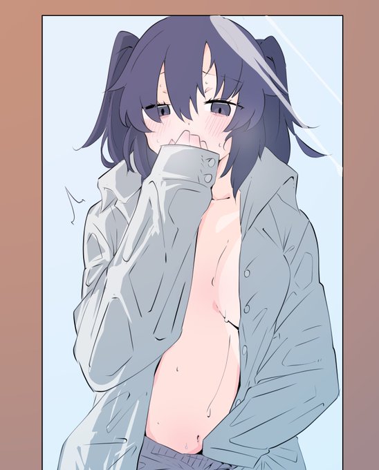 鏡の前で先生の衣類でイタズラするユウカちゃん 