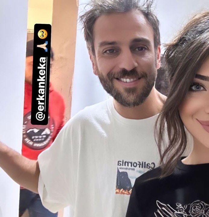 abouterkankk's tweet photo. #Newshare 🔁 #iyibirailedeğiliz |behind the scenes 🤍
#ErkanKolçakKöstendil https://t.co/g0xnIeXnNP
