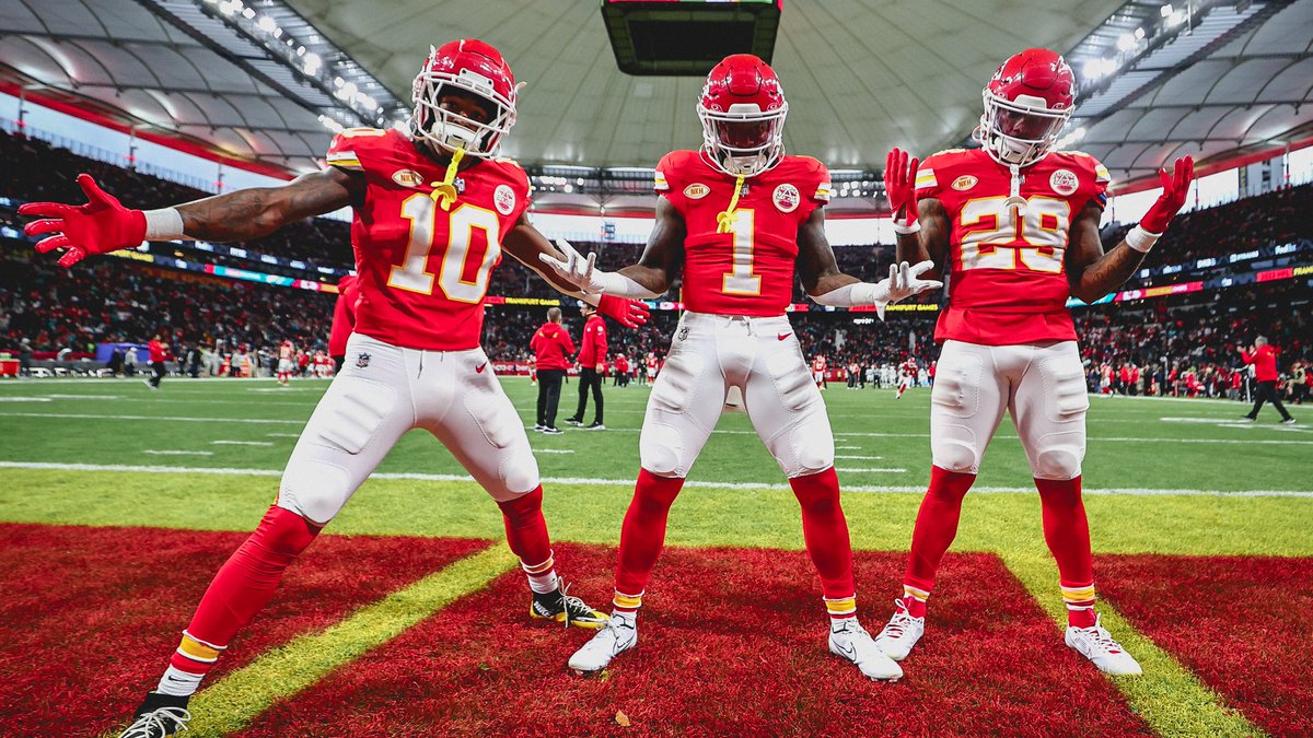 Chiefs's tweet photo. WE OUT HERE 🇩🇪 https://t.co/ZGnDcEzgla
