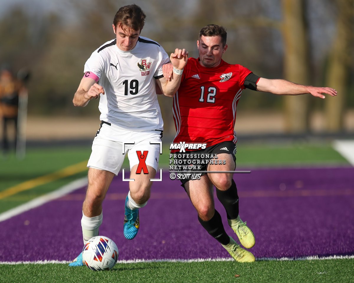 ScottIles's tweet photo. ⚽️ OHSAA D2 Regional Final - Watterson vs Fairfield Union @MaxPreps Photo Gallery 📷➡️ https://t.co/3lj1Xr1fmc 

@AthleticsFuhs @BWHS_Athletics @wattersonfutbol @EFrantzMP https://t.co/0a1BM2YLod