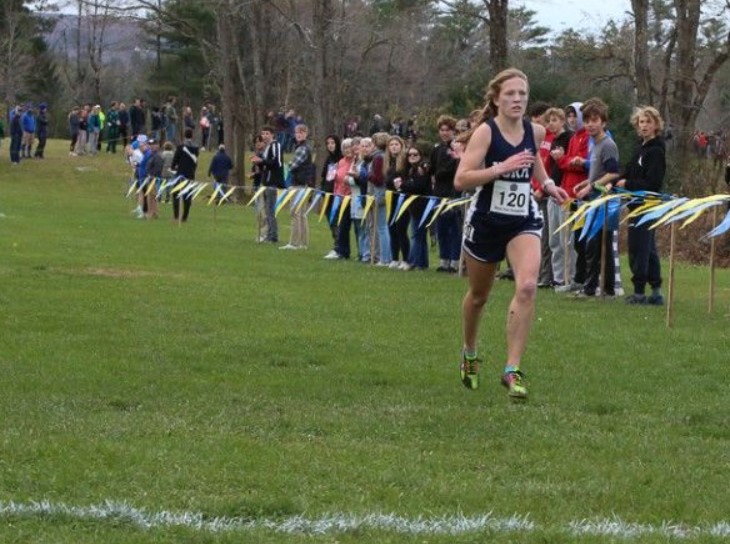 Cary Drake is the only York girl to win states in school history - and now she's done it twice. A play in four photos @YHSWildcats @YHSBoosters photo credits @MaineTrackXC