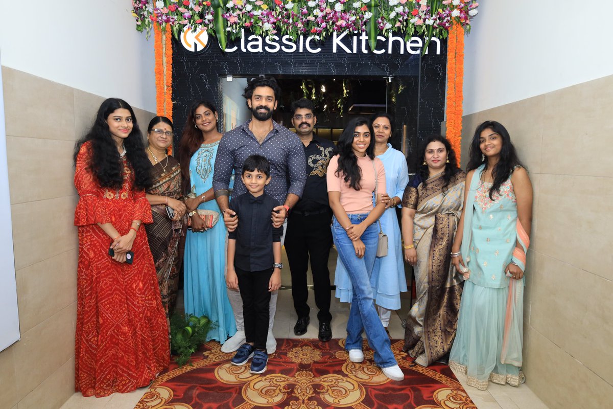 onlynikil's tweet photo. #ClassicKitchen opens its grand 4th Showroom in the presence of @RAKRI1 IAS, @KrithikaRadhak3, @Dir_SAC, #ShobaChandrasekar at #MarinaMall, OMR, Egattur, Chennai
#32YearsofClassicKitchen
@sureshbabubabug https://t.co/XnVZWM29bJ