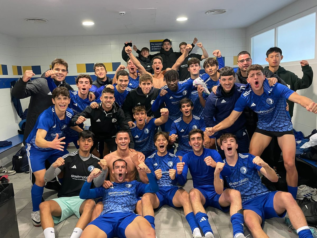 Las Rozas CF (@lasrozas_cf) on Twitter photo CANTERA| Senior B 5-1 <a href="/robledo_cf/">Robledo CF</a>
⚽️⚽️ <a href="/adricaba_/">Adrián Martinez Cabañas</a>
⚽️ Gallego
⚽️ Guille
⚽️ P.p.
Partido muy completo en líneas generales donde el EQUIPO de <a href="/fgzeta10/">Felipe García Zubieta</a> compitió en esos momentos que necesitaba el partido.
#CorazonAzul | 💙
#MetodoLRZ CANTERA| Senior B 5-1 <a href="/robledo_cf/">Robledo CF</a>
⚽️⚽️ <a href="/adricaba_/">Adrián Martinez Cabañas</a>
⚽️ Gallego
⚽️ Guille
⚽️ P.p.
Partido muy completo en líneas generales donde el EQUIPO de <a href="/fgzeta10/">Felipe García Zubieta</a> compitió en esos momentos que necesitaba el partido.
#CorazonAzul | 💙
#MetodoLRZ