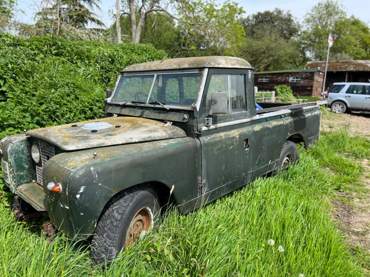 UKProjectCars's tweet image. Ad:  Land Rover Series 2A LWB project
On eBay here --&amp;gt;&amp;gt; ow.ly/oHRH50Q4hPV

 #LandRoverSeries2A #LWB #projectcar #offroadlife #classiccarrestoration #4x4life #carproject