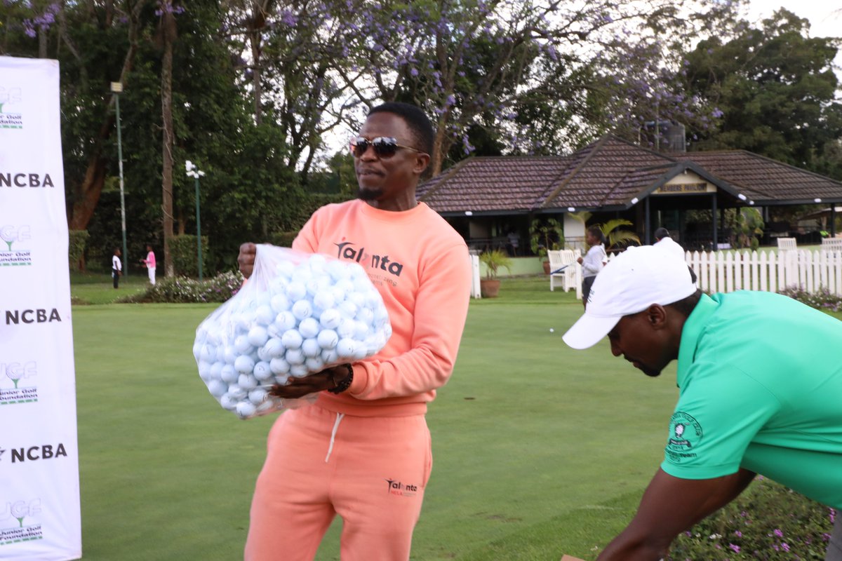 moyasa_ke's tweet photo. Further the CS oversaw the reception of 24,000 professional golf balls, a donation from @DP_World  the smart logistics provider and title partner of @DPWorldTour  in a gesture that sought to support and improve the sport from the grassroots across various clubs in the country. https://t.co/eK4uqyjoxs