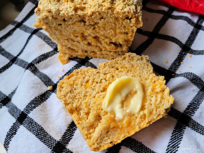 eattravellife's tweet image. What Do You Serve With Beer Bread?

Read the full article: Easy Cheese Beer Bread
▸ lttr.ai/8YFZ

#Baking #Bread #BakingBread