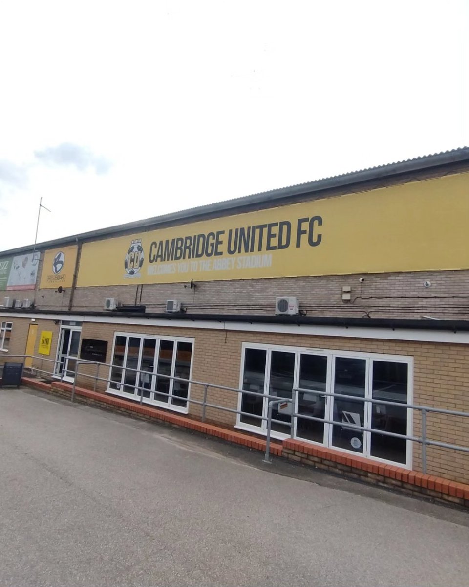 moox31020's tweet photo. Cambridge United Football Club
Abbey Stadium
Capacity 7,937
Seating 4,321
Founded 1912 (111 years ago as Abbey United)
EFL League one @cambridgeunitedfc @efl #leagueone #cambridgeunited
#groundtour #groundhopper #groundhopping #groundtastic #ground #groundspotting #groundhunter https://t.co/Vgqz8mLSUh