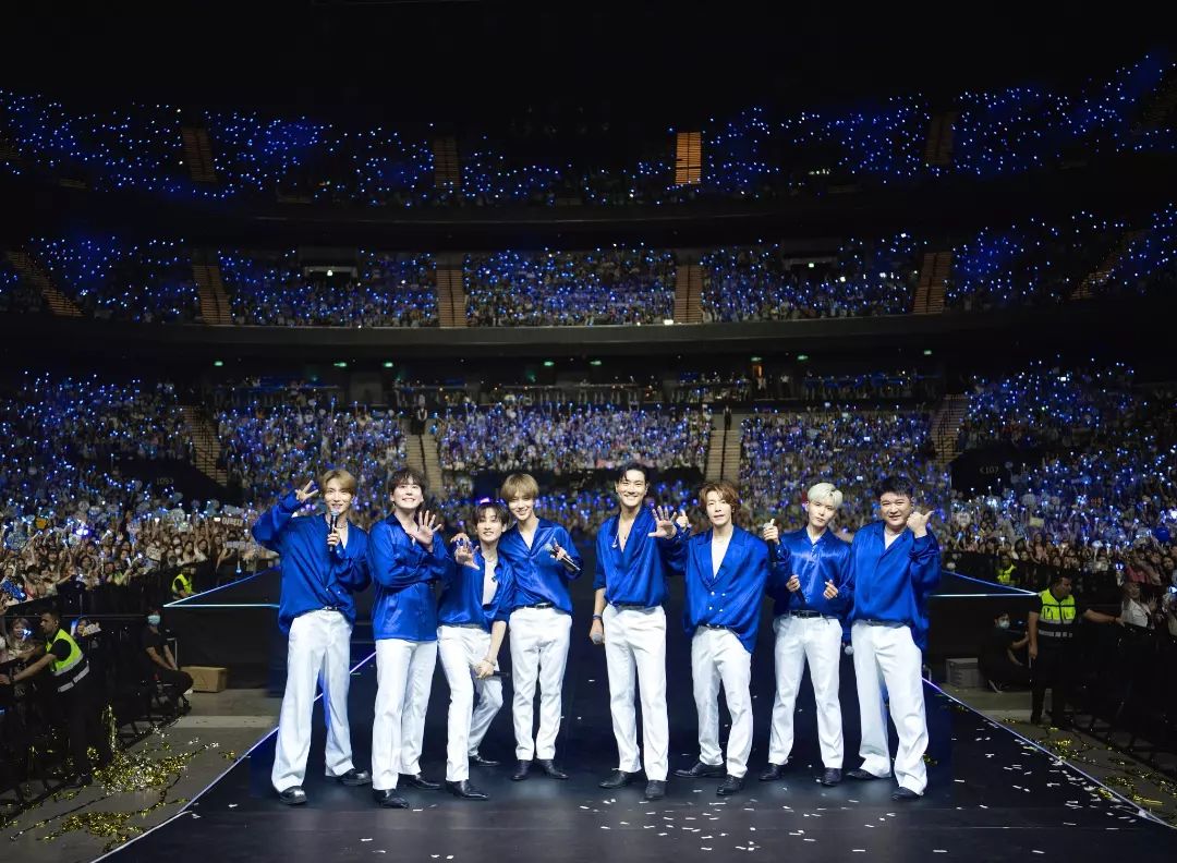 gyumihee's tweet photo. 18 TO INFINITY WITH SUJU
#18YEARS_WITH_SUPERJUNIOR
#평생슈주하자_평생엘프할게
@SJofficial https://t.co/dsb4YK1rTd
