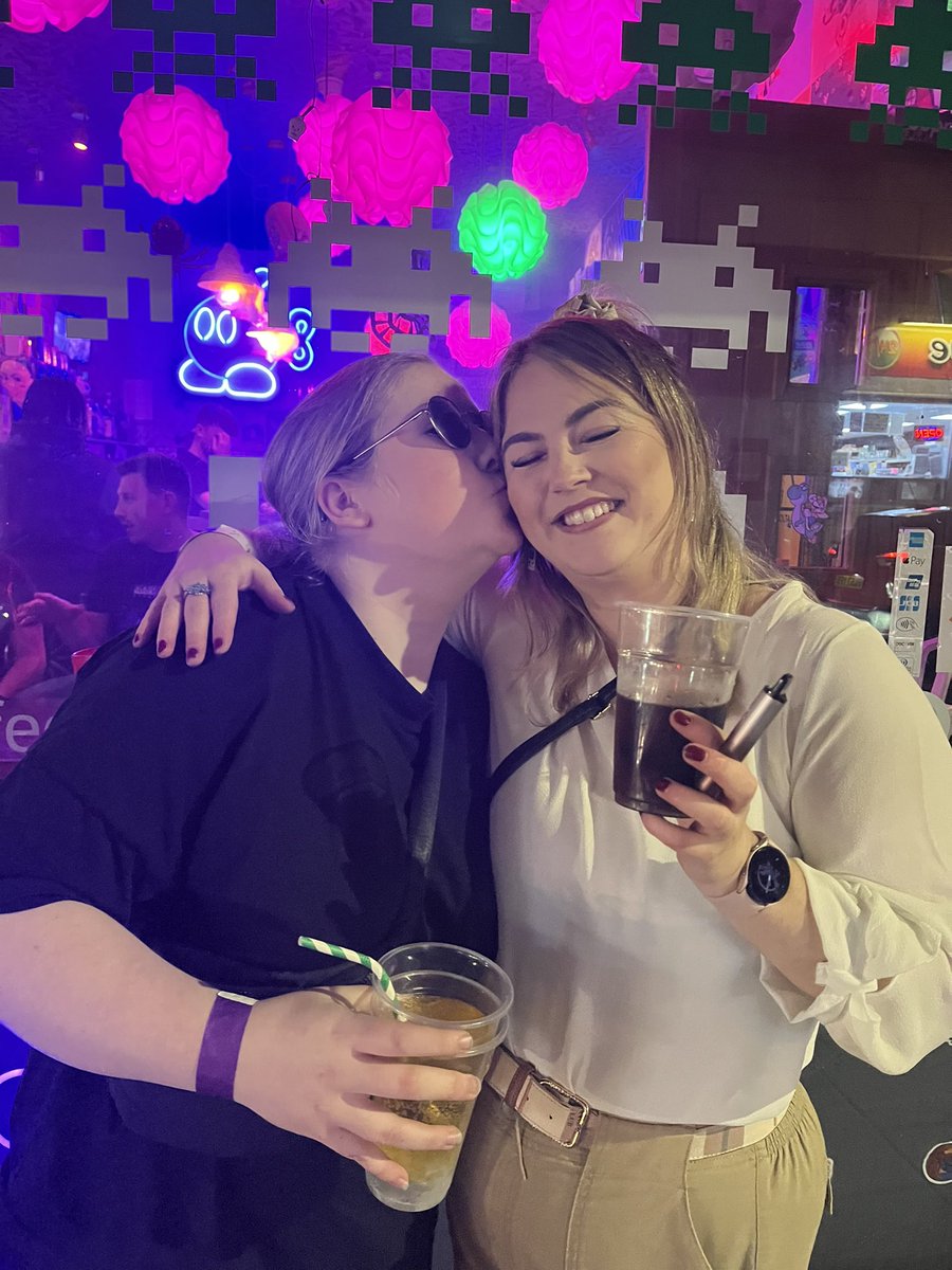 Esmaye 🐀 tweet media