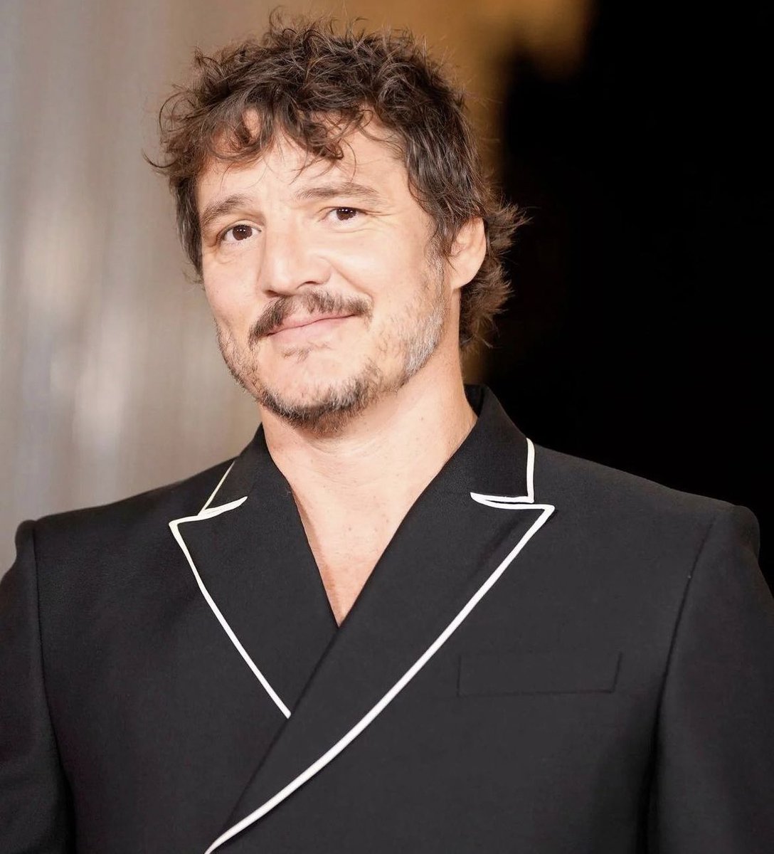 Pedro Pascal News Brasil tweet media