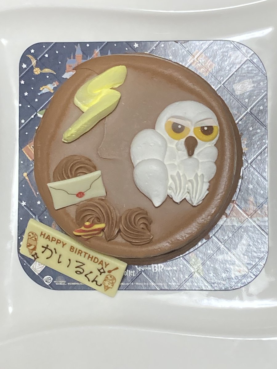 15歳になりました！！中学生活も残りわずかです🥹
15歳も色々なことにチャレンジして楽しい１年を過ごしたいです✨
これからもよろしくお願いします✌️