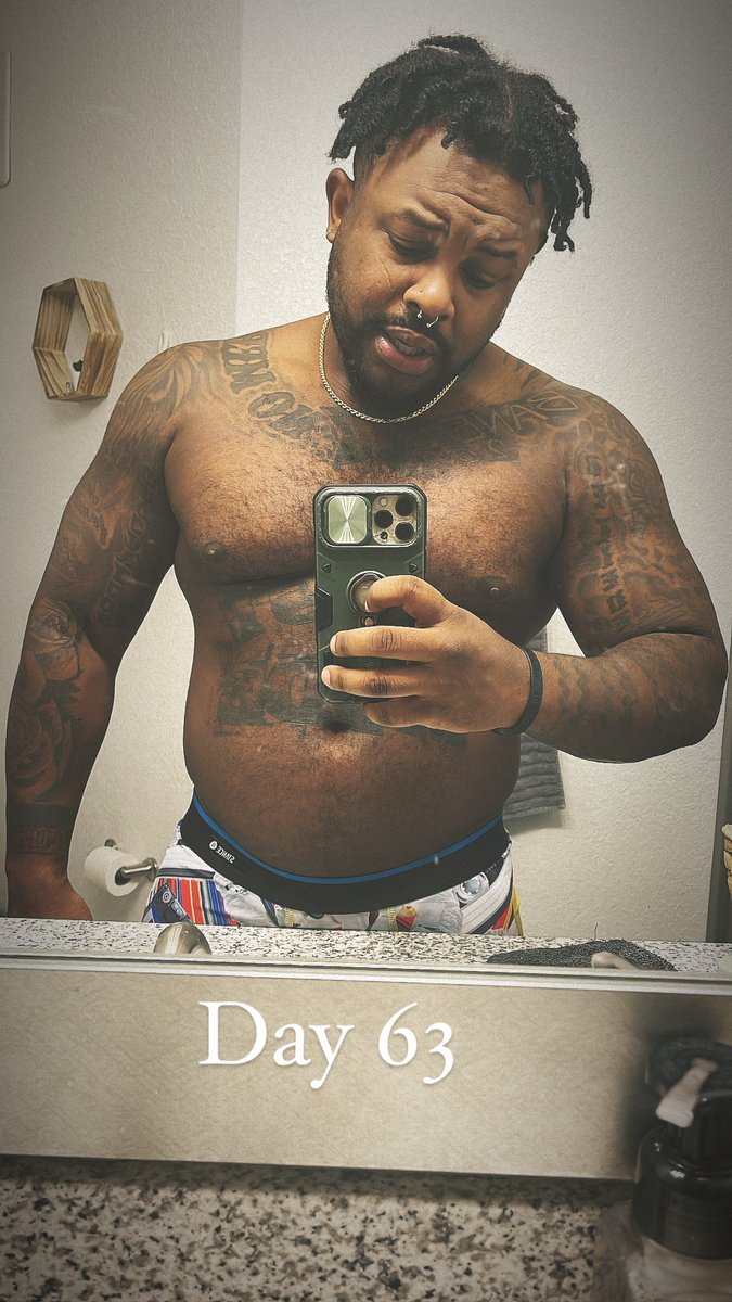 livelifesumo's tweet photo. 🖕🏾 https://t.co/7ODhzl2BQS