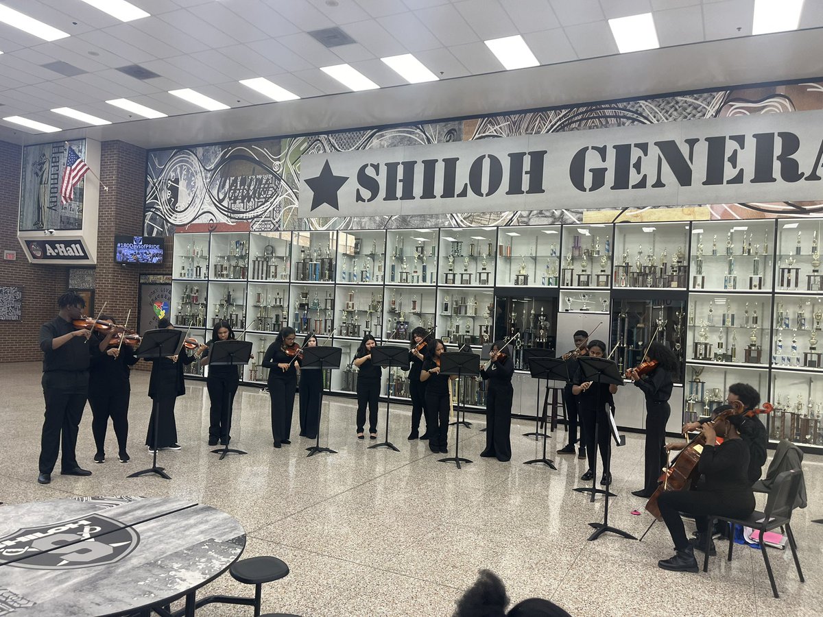 ShilohGenerals's tweet photo. Day 64A (The Weekend) - #Salute to our orchestra students for closing out this Green Cell Youth Sustainability Conference this weekend! It was a musical delight! #MoreThan180DaysofPRIDE https://t.co/VmS5Bm7iWE
