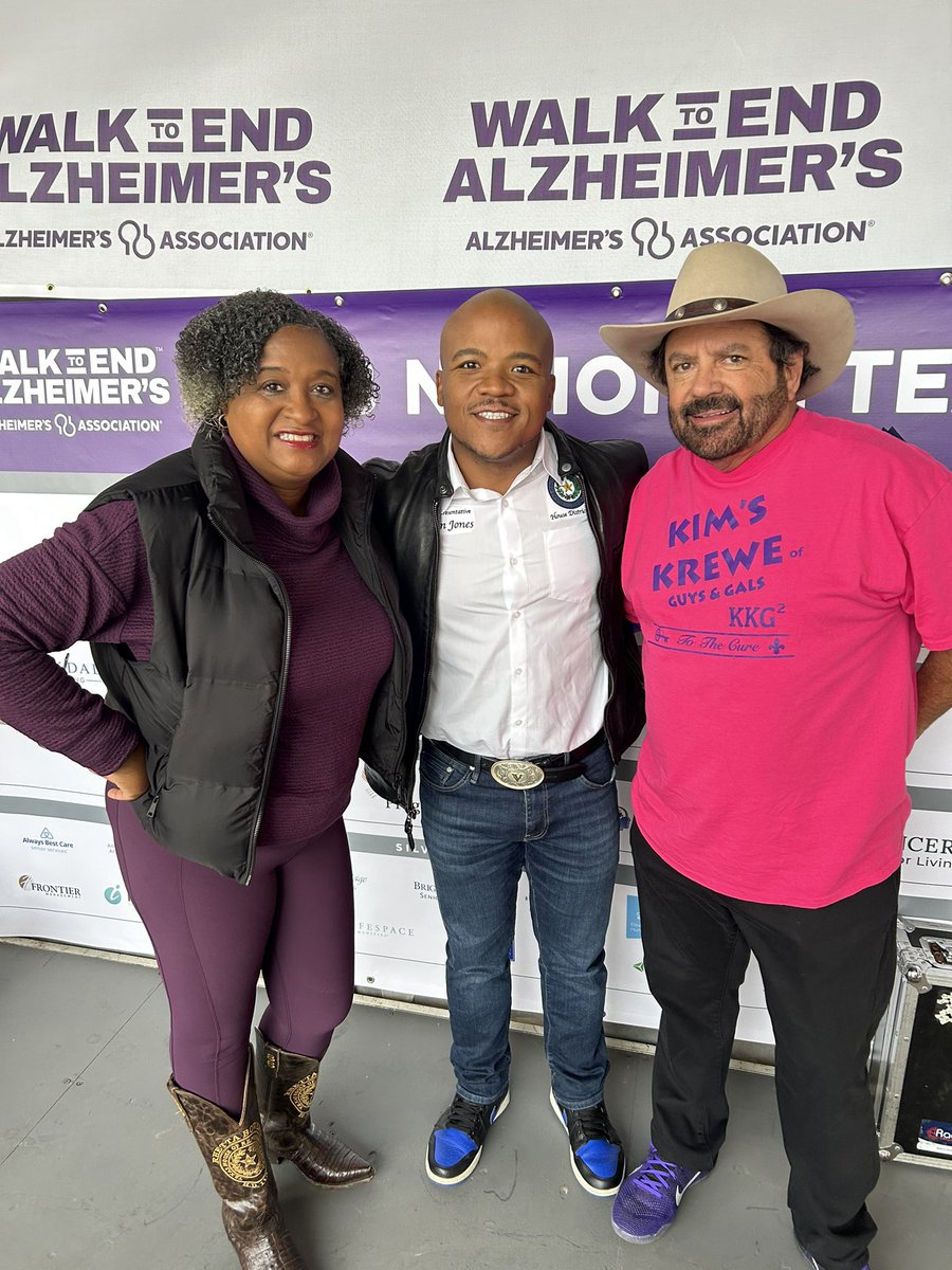 BowersForTexas's tweet photo. Honored to start my day yesterday by kicking off the Walk to End Alzheimer’s in Dallas with the @alzassociation and my colleague @VentonJonesTX #HB568 https://t.co/PpAQRTR0Es