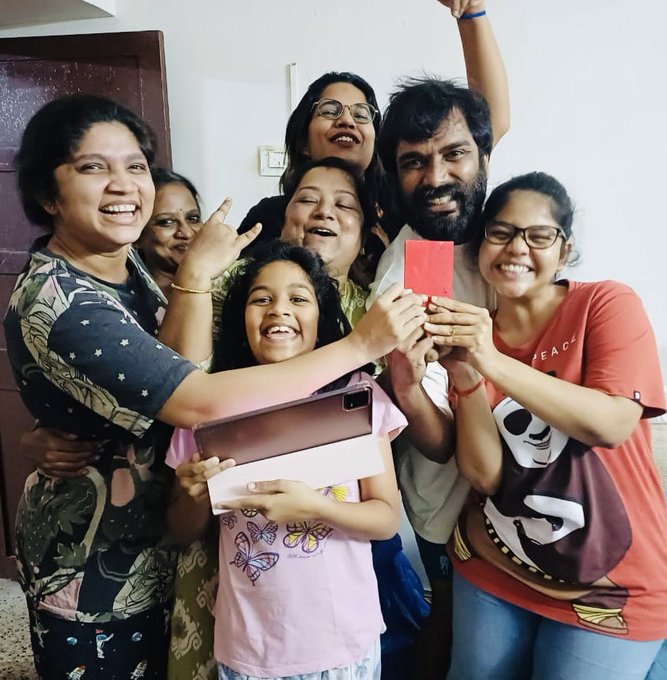 ssv__remo's tweet photo. Thalaivan Happy
@TheDhaadiBoy 🥹❣️❣️❣️🫰🫰🫰
#Pradeep𓃵
#PradeepAntony
#PradeepAnthony
#PradeeoAntony
#Pradeep𓃵
#PradeepFM
#PradeepJukeBox
#UnFairEvictionOfPradeep
#BiggBossTamil7
#BiggBossTamilSeason7
#BiggBoss7Tamil
#BiggBossTamil
#BiggBoss https://t.co/DrONnlQY66