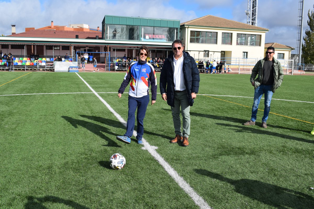 DyTEspana's tweet photo. Torneo de fútbol triangular por la donación de órganos, médula ósea y sangre.
Agradecer nuevamente la implicación del Ayto. de Humanes de Madrid
#DonaÓrganos
#DonaMédulaÓsea
#wtpf
#dejahuella
#donavida
#yodonotudonasellosviven
#aythumanes
#RFEF
#Humanes
#humanesdemadrid https://t.co/wR9uPvJoBW