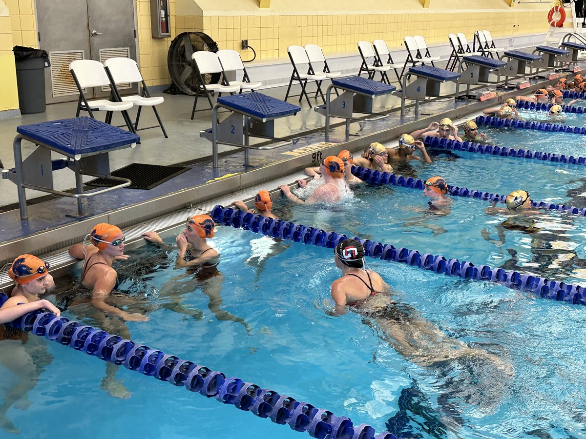summitswimteam's tweet photo. Great start to the season for the Spartans! 2nd Overall with some strong individual performances. River - 2nd 50Free, Emma - 2nd 50Free, Ryan - 1st 100Fly, Kennedy - 1st 500Free, Greyson - 1st 100Free, Nick - 2nd 100Back, Finn - 2nd 100Br. @wcsSHSAthletics @wcsshs @SummitSquad https://t.co/QKaZxT6jNN