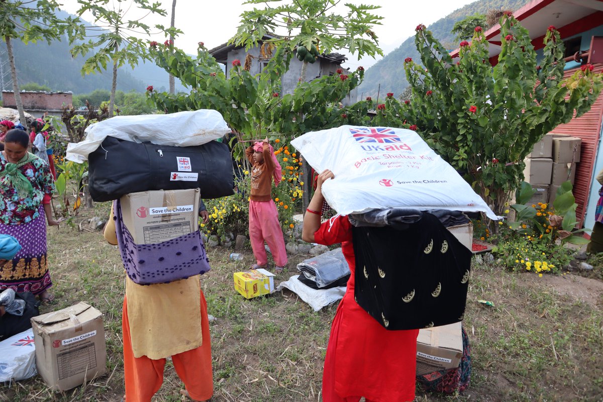 SC_Nepal's tweet photo. #JajarkotEarthquake #SaveResponds
Thanks to the collaborative efforts of our local partners, the local government, provincial government, local authorities, and donors, Save the Children #Nepal has successfully distributed the first round of humanitarian relief in Jajarkot. https://t.co/8SaSV09pk1