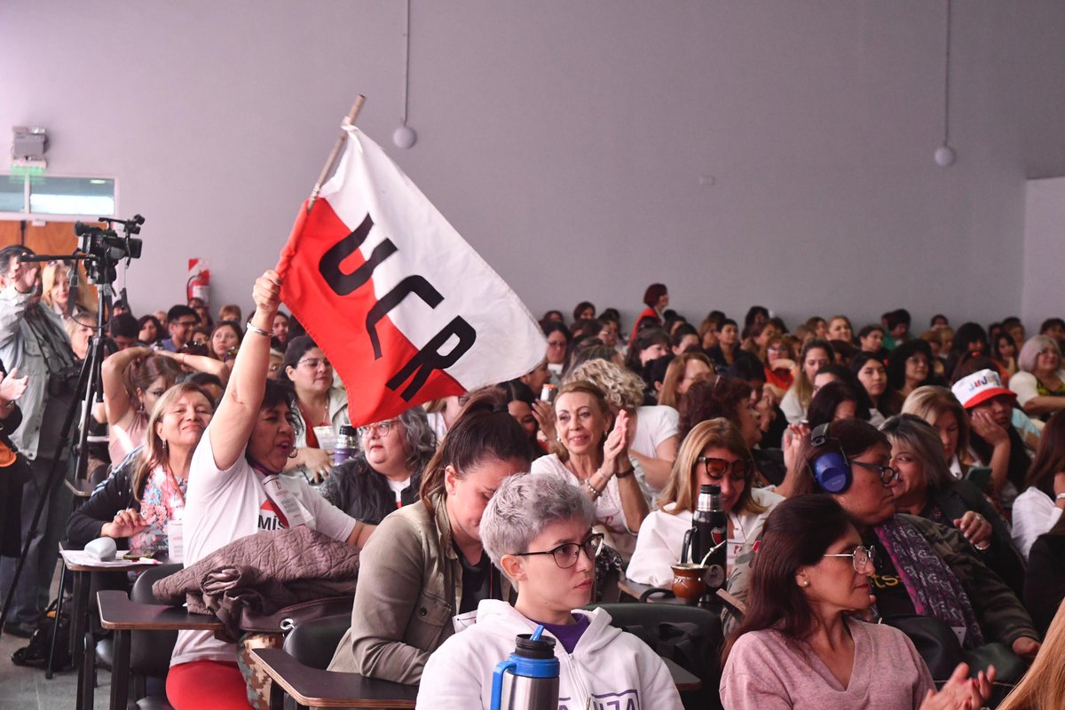 orsenix's tweet photo. Otro #ENMR. Y van 10. Siempre un orgullo pertenecer a esta organización de mujeres radicales https://t.co/rONVDR074J