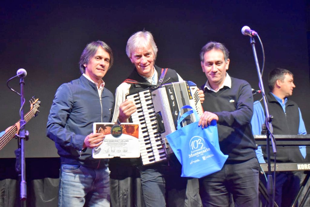 jorgeAdanLovato's tweet photo. Miles de vecinos disfrutaron de otra edición de la Fiesta Provincial del Reviro y la Cultura Popular en la Escuela Normal de #Montecarlo https://t.co/8zizAAwXri
