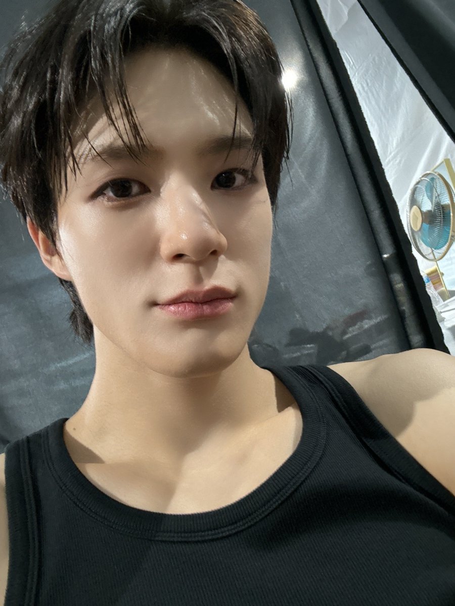 อมก.คือนี่สิ้นแล้วววว ลบ นี่เขินมากนะ😭😭😭😭😭😭😭😭😭😭😭😭😭