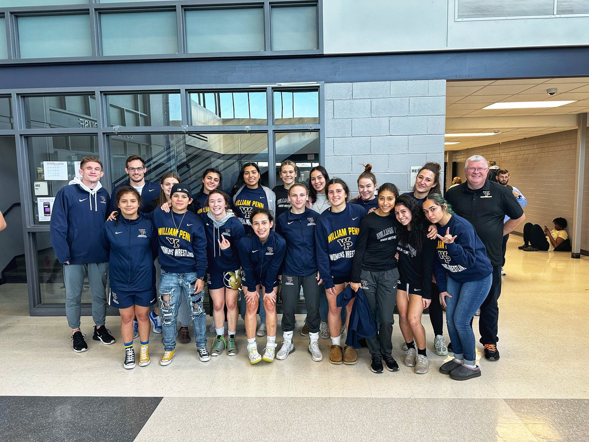 WPU_WWrestling's tweet photo. Hardest working team in the country ! 🔨 🔨 

🔟 Competitors:
3️⃣ Champions 🥇
2️⃣ Runner-Up’s 🥈
2️⃣ Third’s 🥉

#StatesmenElite | 🔵🟡 https://t.co/jBBNjPXPhz
