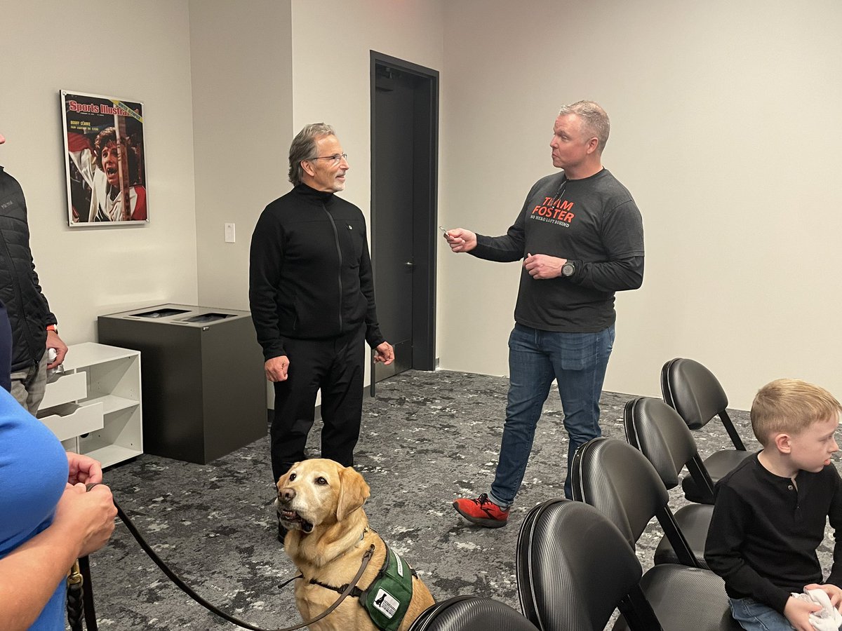 After last night’s Military Appreciation game, @CamAtkinson89 and Coach Tortorella met with @WeAreTeamFoster. Team Foster helps veterans obtain service dogs at no cost! 🦮🪖