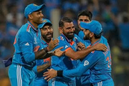 anish5985's tweet photo. Congratulations to #teamblue 🇮🇳🇮🇳
For the 8th consecutive win for #CWC2023 ,  incredible win by 243 runs against 🇿🇦

#CWC23INDIA #CWC2023INDIA #Ravindra #ViratKohli𓃵 #Sachin #INDvsSA https://t.co/ttfcpYmGqr